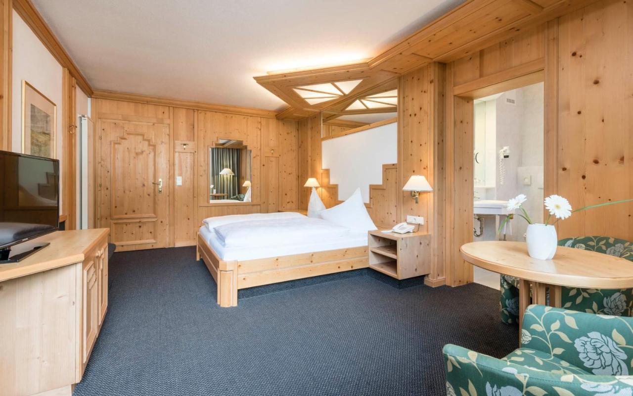 Ferien & Wellnesshotel Windschar Brunico Exteriér fotografie